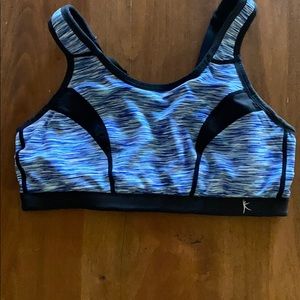 Danskin Now sports bra